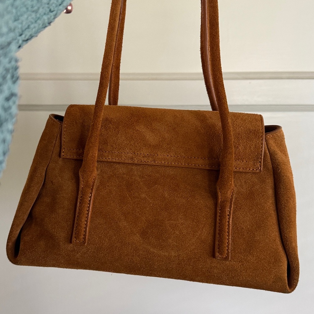 LIKE NEW REFORMATION Small Caterina Top Handle, Couro Suede - Picture 5 of 8